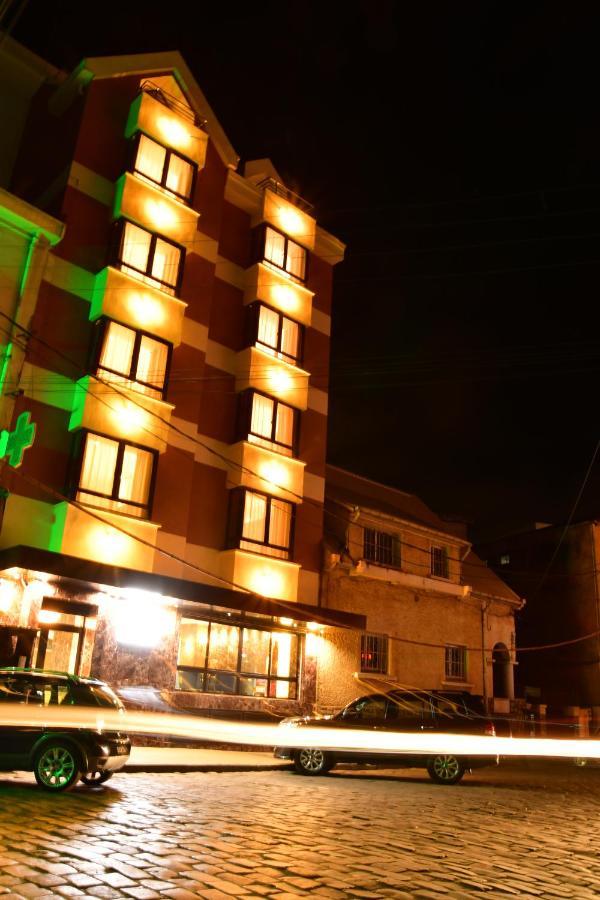 Samsara Hotel Antananarivo Buitenkant foto